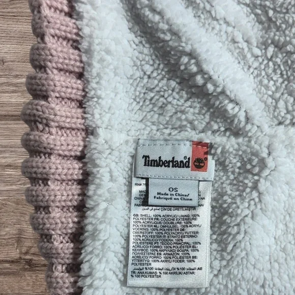 Timberland Blush Cable Knit Beanie - Picture 4 of 4